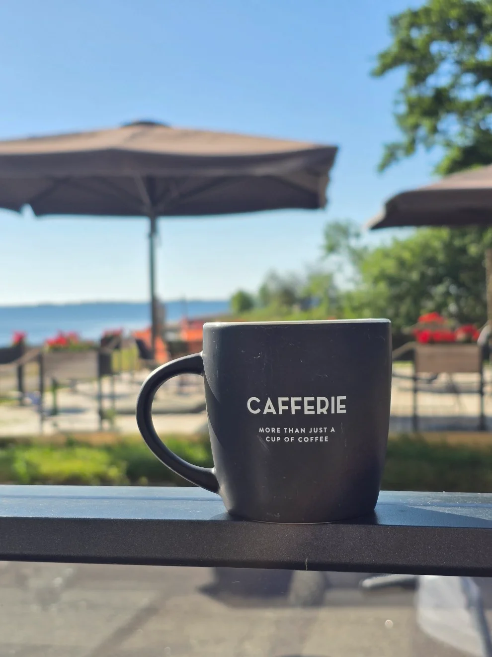 Cafe & Bakery — Cafferie