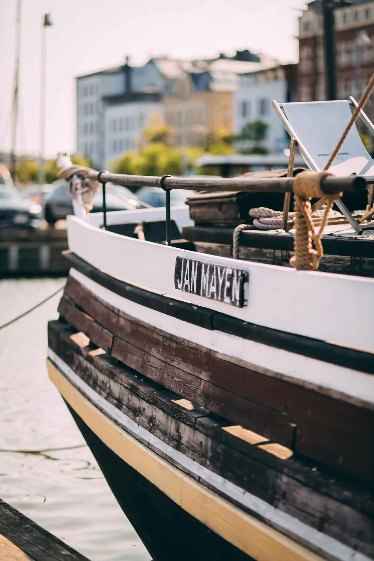 bars & nightlife — Bar Jan Mayen