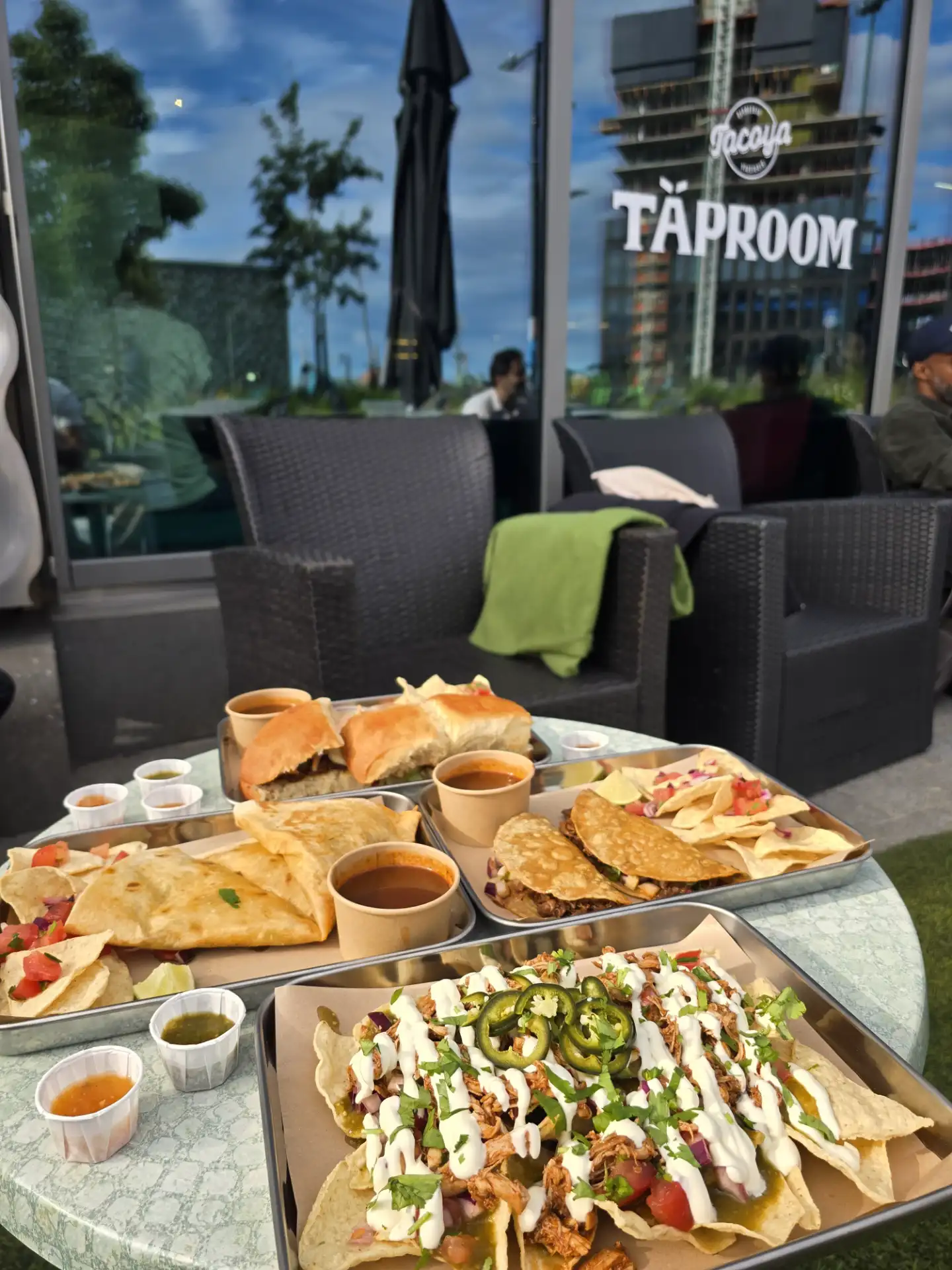 Täproom x Tacoya — photo 3