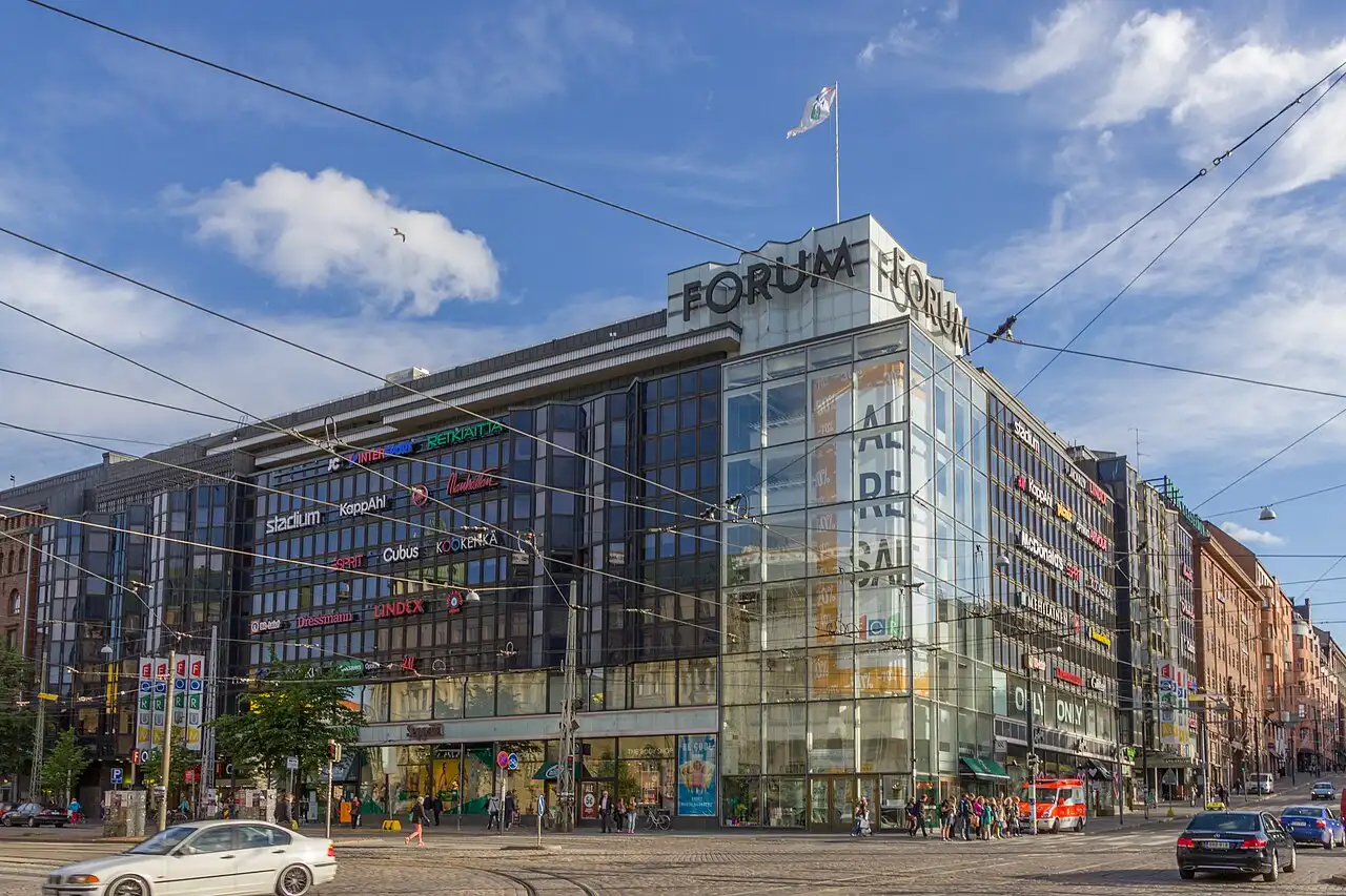 shopping & markets — Forum Shopping Centre