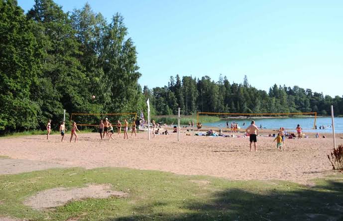 Saaronniemi Public Beach — photo 2