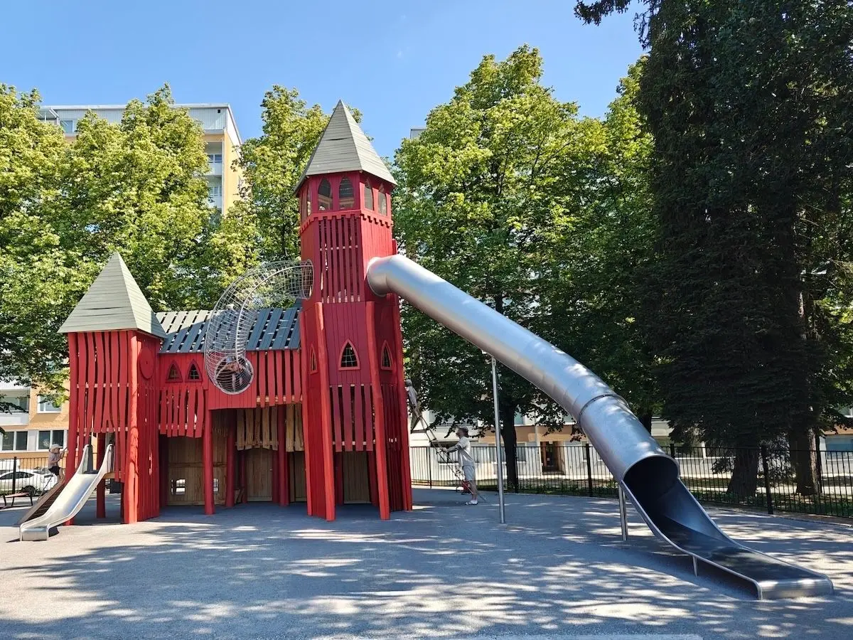 family-friendly — Mannerheim Park Playground